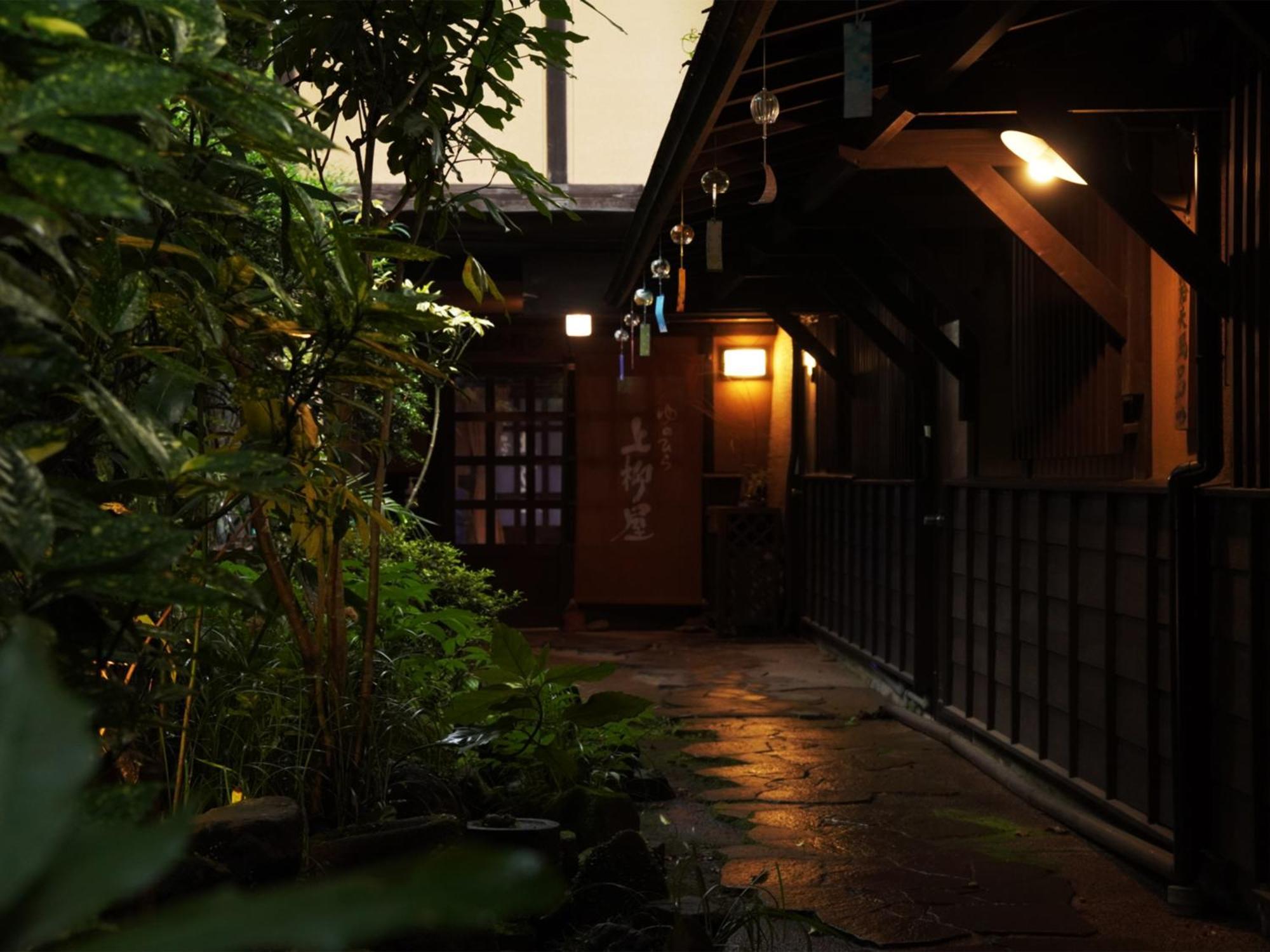 Hotel Yunohira Kamiyanagiya Yufu Exterior foto
